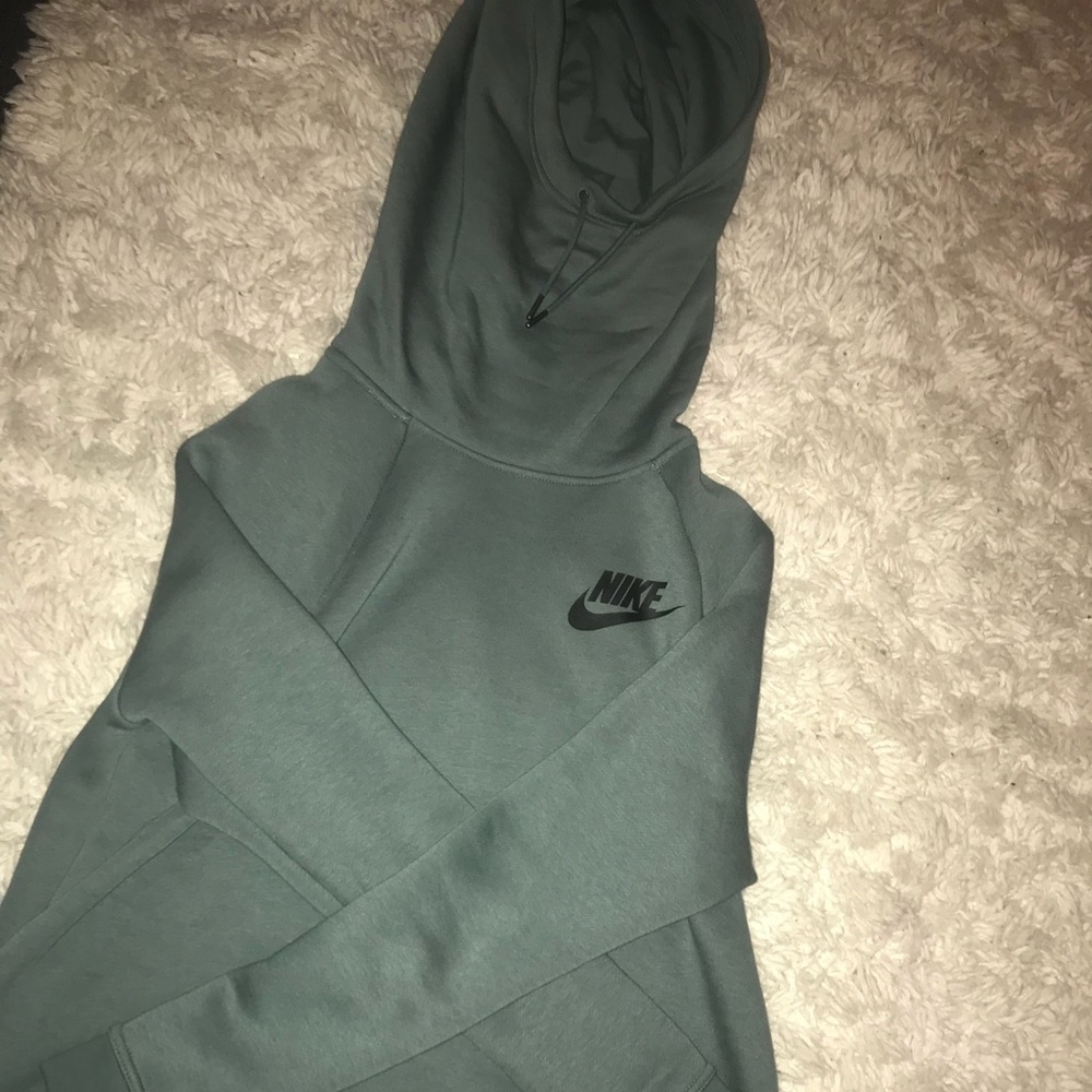 NIKE Women’s Hoodie